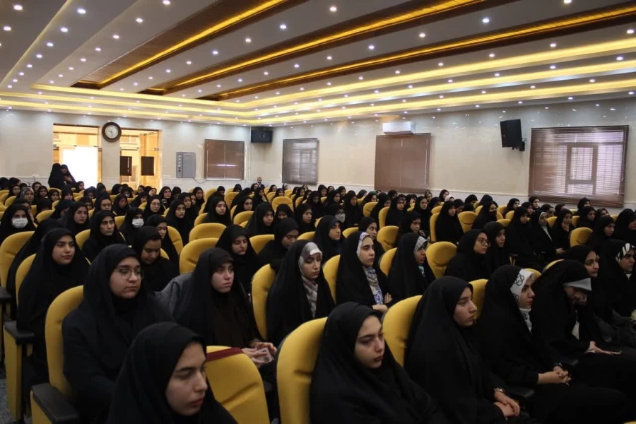 آیین استقبال از دانشجویان جدید الورود 1402 8