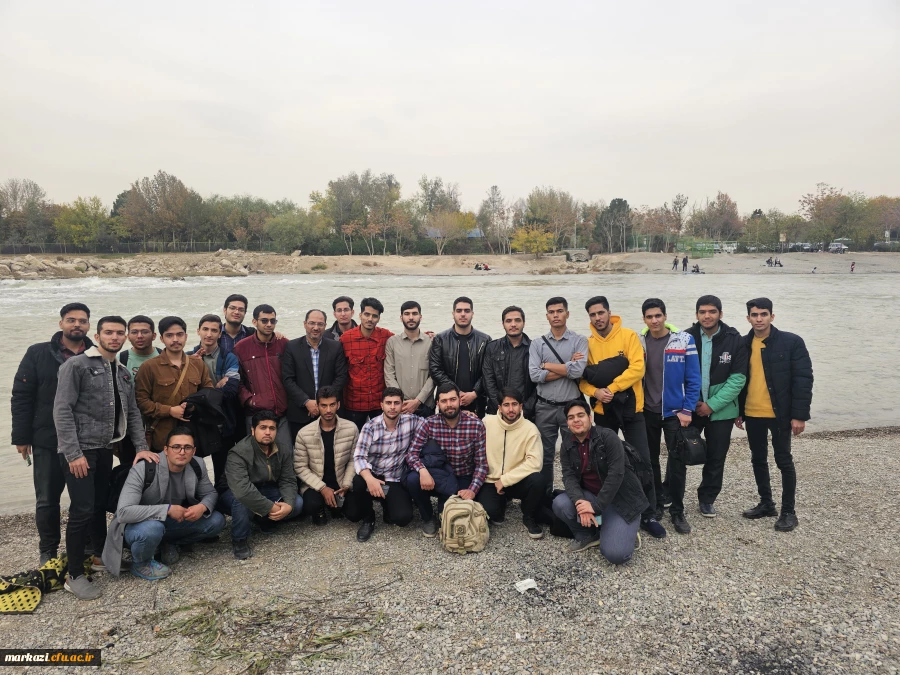 برگزاری اردوی یک روزه به شهر اصفهان  2