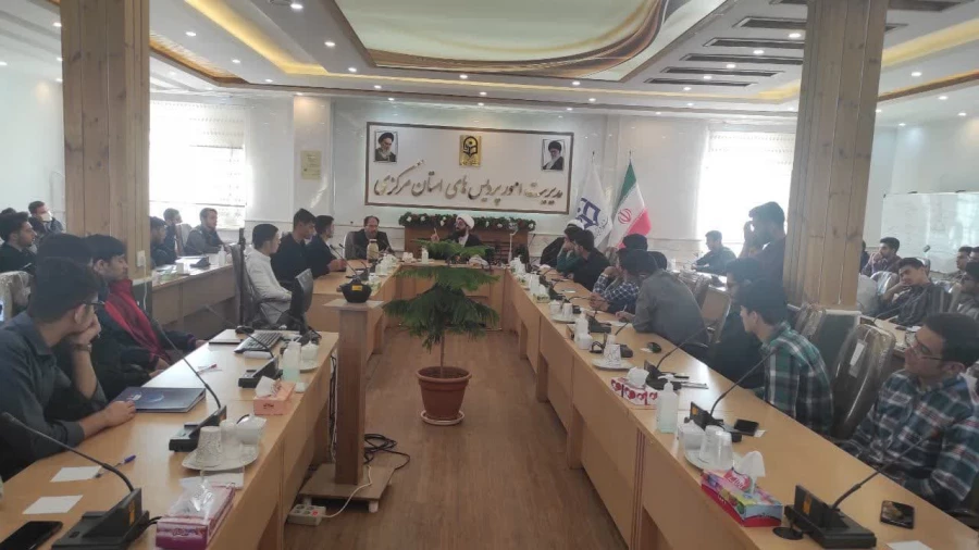 برگزاری نشست قرآن ، علم و تمدن اسلامی  در پردیس شهیدباهنر 3