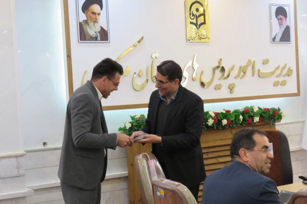 گرامیداشت هفته کتاب و کتابخوانی 9