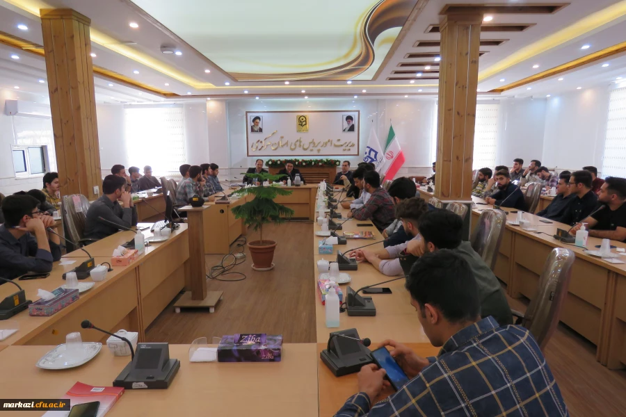 جلسه تبیینی و ارائه برنامه  دبیران و اعضای شورای مرکزی کانون ها و انجمن های علمی 3