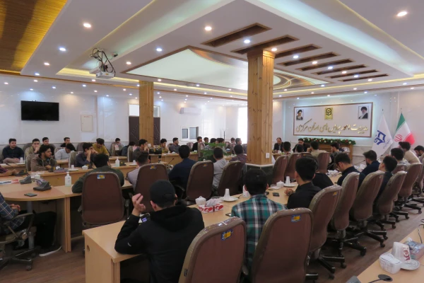 جلسه تبیینی و ارائه برنامه  دبیران و اعضای شورای مرکزی کانون ها و انجمن های علمی 6