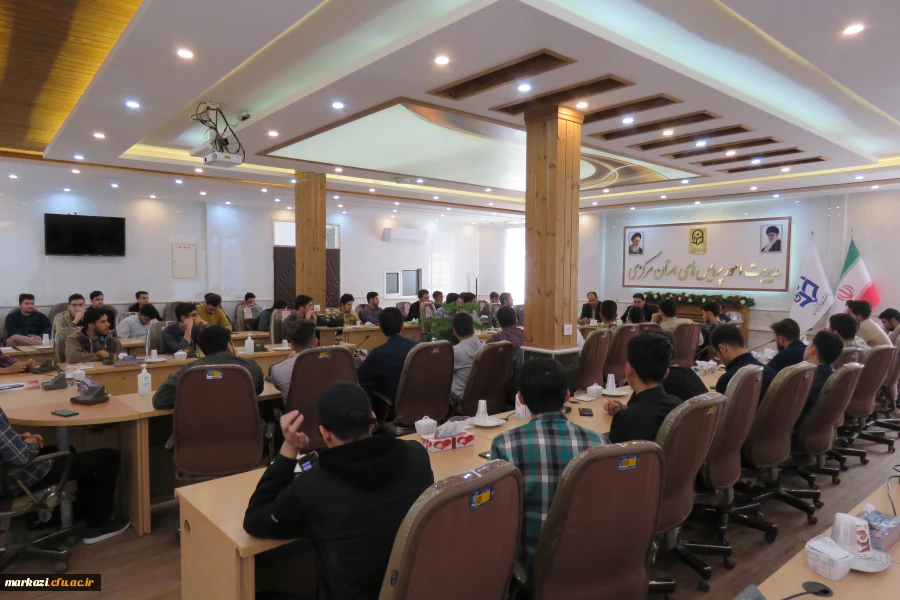 جلسه تبیینی و ارائه برنامه  دبیران و اعضای شورای مرکزی کانون ها و انجمن های علمی 6