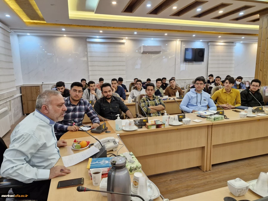 کارگاه مدیریت کلاس دانش آموزان کم توان ذهنی و شیوه پاسخگویی به دغدغه های والدین آنها 3