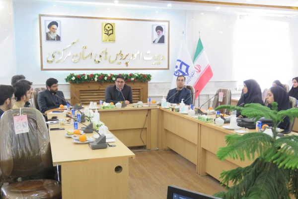 تجلیل از رتبه های برتر کنکور
 3