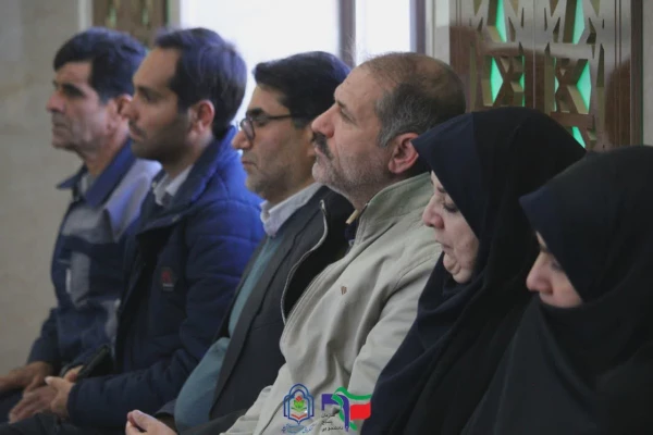 محفل صمیمانه و گفت وگو محور همرزمان شهدا دانشجو معلم 7