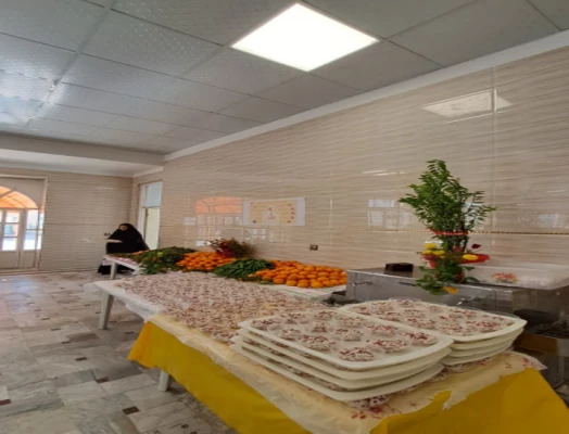 تبریک متقاوت روز دانشجو در سلف غذاخوری 3