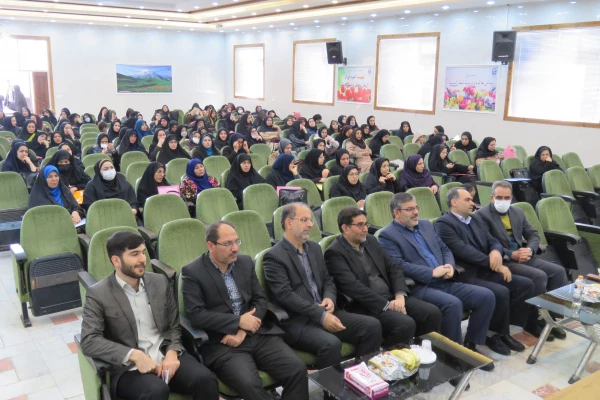 دوره توجیهی-آموزشی مدیران و معلمان راهنمای درس کارورزی 5