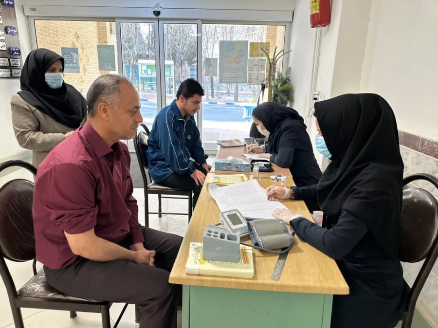  پویش ملی غربالگری دیابت و فشار خون 
 3