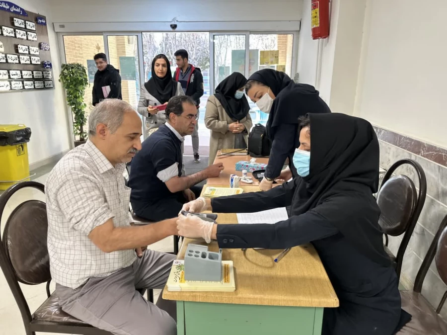  پویش ملی غربالگری دیابت و فشار خون 
 4