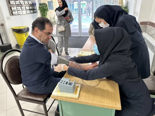  پویش ملی غربالگری دیابت و فشار خون 
 6