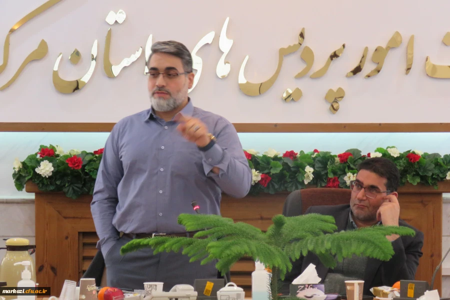 نشست تخصصی آشنایی با فرقه های نو ظهور 10