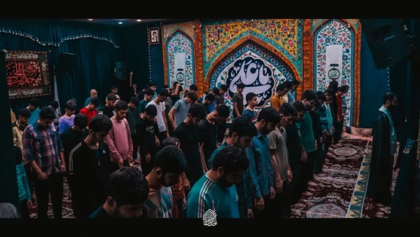 100 نفر از دانشجو دانشگاه فرهنگیان استان مرکزی در مراسم معنوی اعتکاف شرکت کردند 7