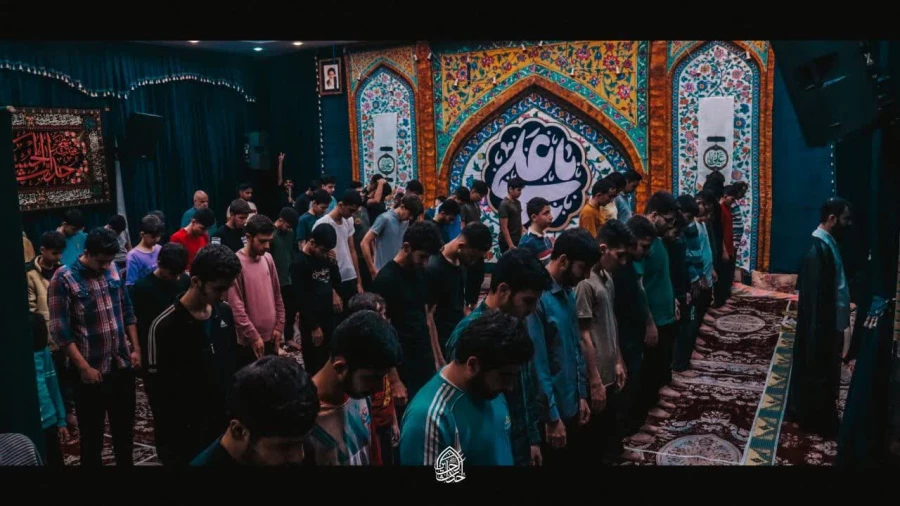 100 نفر از دانشجو دانشگاه فرهنگیان استان مرکزی در مراسم معنوی اعتکاف شرکت کردند 7