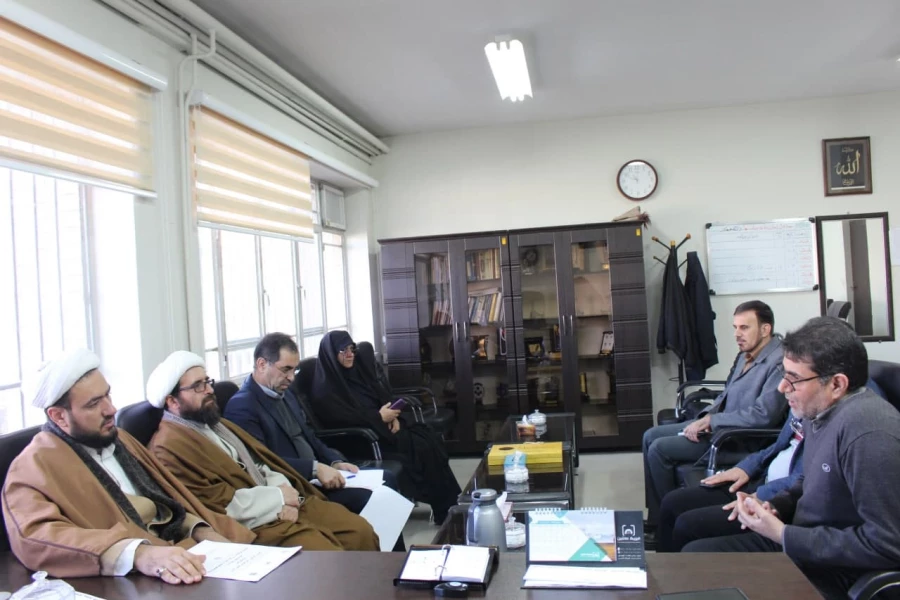 جلسه شورای اقامه نماز دانشگاه فرهنگیان استان مرکزی برگزار شد
 2