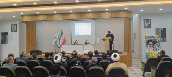 نشست علمی بصیرتی استادان دانشگاه فرهنگیان استان مرکزی برگزار شد 7