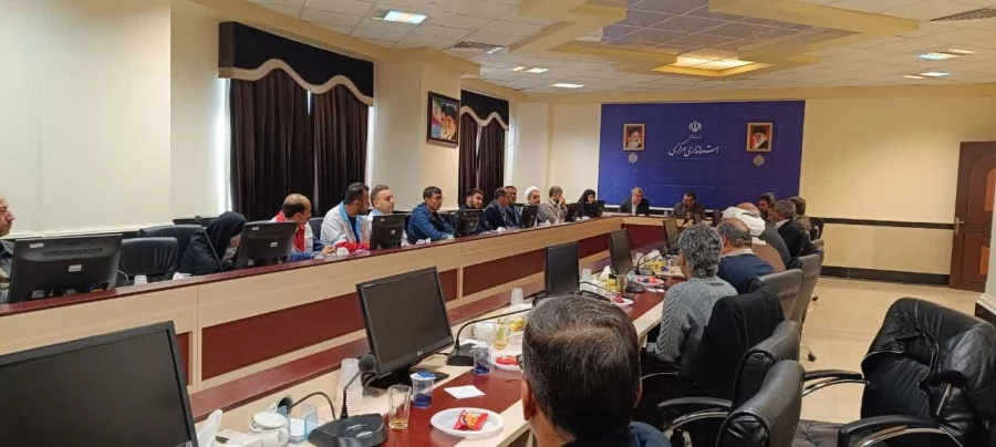 نشست معاون سیاسی امنیتی اجتماعی استانداربا تشکلات فعال دانشجویی 3