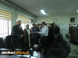 جلسه هم اندیشی و بررسی و تبادل نظر با حضور امام جماعت های پردیس های استان مرکزی 2