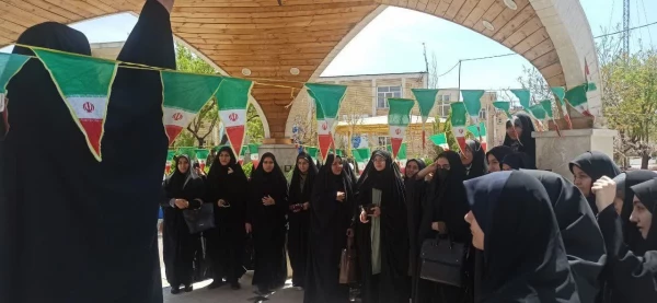 اجتماع دانشجو معلمان پردیس حضرت زینب کبری(س) در پاسداشت عملیات تاریخی "وعده صادق" 3