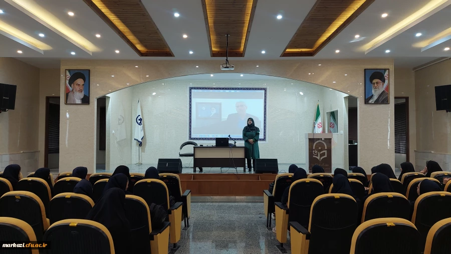 بازدید دانش آموزان دبیرستان دخترانه بصیرت شهر اراک از  پردیس زینب کبری (س) 2