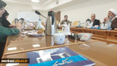 در پردیس حضرت زینب کبری (س) برقرار شد :

جلسه کارگروه بررسی سند دانشگاه اسلامی و سند تحول بنیادین آموزش و پرورش