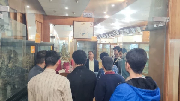 بازدید علمی دانشجویان از موزه جانورشناسی دانشگاه اراک 3