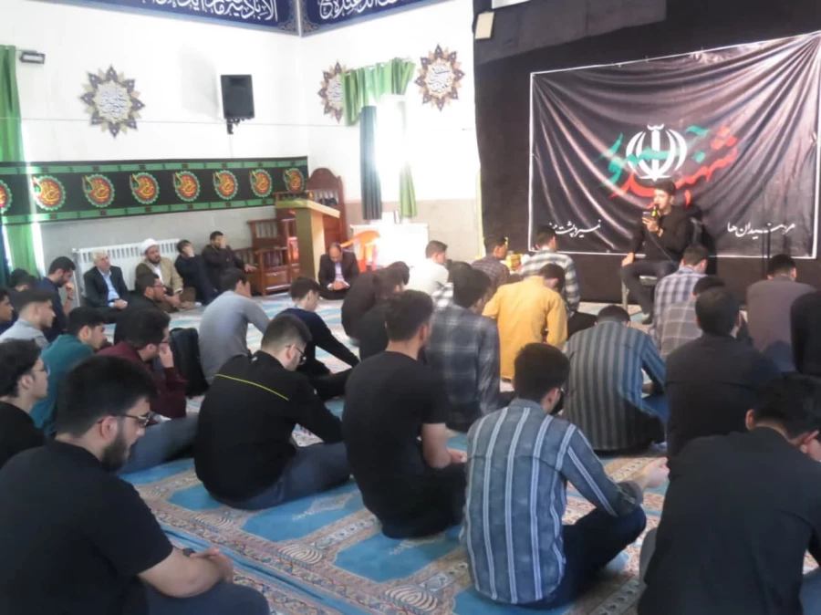 دانشگاهیان دانشگاه فرهنگیان اراک در سوگ شهید راه خدمت 13