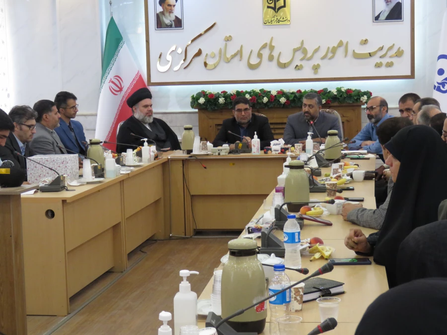 مراسم تکریم و معارفه رئیس اداره حراست مدیریت پردیس های استان مرکزی برگزار شد 3