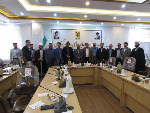 مراسم تکریم و معارفه رئیس اداره حراست مدیریت پردیس های استان مرکزی برگزار شد 4