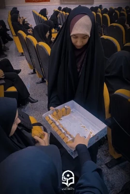 مراسم زرگداشت شهادت شهید سید حسن نصرالله و عملیات وعده صادق ۲ در پردیس حضرت زینب کبری(س) برگزار شد 7