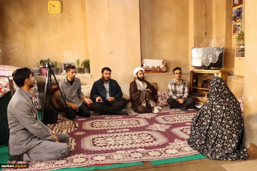 دیدار مسئول بسیج اساتید دانشگاه فرهنگیان استان مرکزی و اعضای کنگره شهدای دانشجو معلم با خانواده شهدا 2