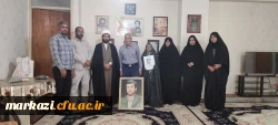 دیدار مسئول بسیج اساتید دانشگاه فرهنگیان استان مرکزی و اعضای کنگره شهدای دانشجو معلم با خانواده شهدا 5