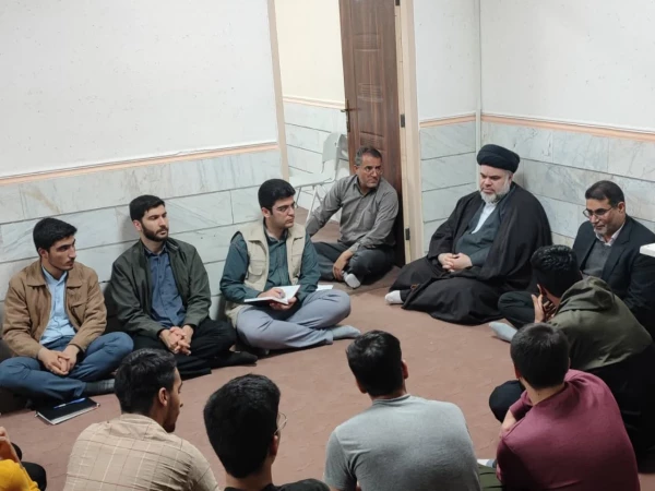 بازدید مسئولین دانشگاه از سرای دانشجویی شهید باهنر 4