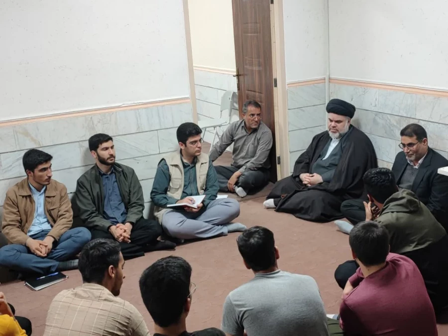 بازدید مسئولین دانشگاه از سرای دانشجویی شهید باهنر 4