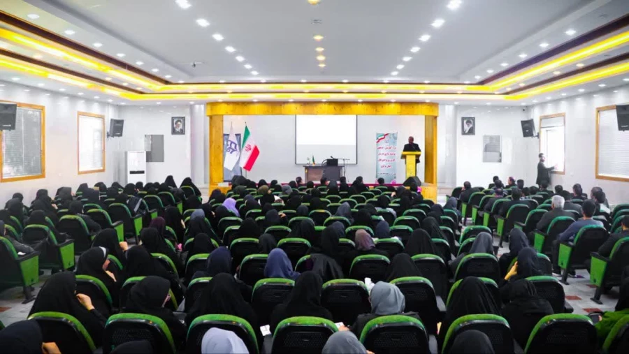 دوره مدیران و معلمان راهنمای مدارس مجری کارورزی 6