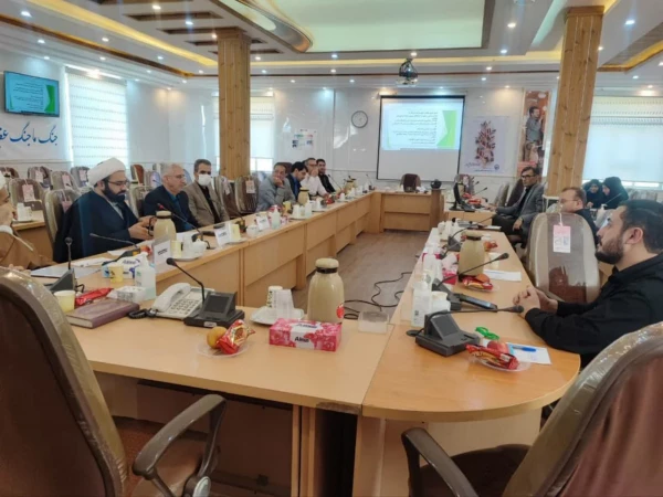 اولین کرسی علمی-ترویجی بسیج اساتید دانشگاه فرهنگیان استان مرکزی برگزار شد. 4