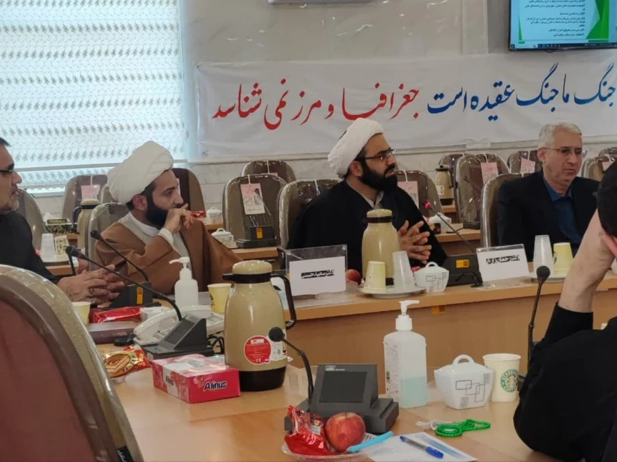 اولین کرسی علمی-ترویجی بسیج اساتید دانشگاه فرهنگیان استان مرکزی برگزار شد. 5