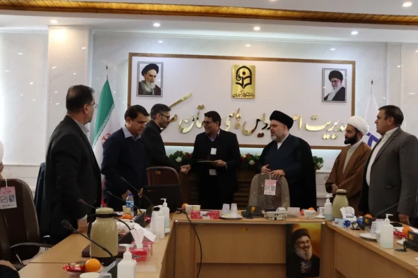 به مناسبت هفته بسیج، نشست تخصصی یک هزار کرسی استادی در دانشگاه فرهنگیان استان مرکزی برگزار شد 2