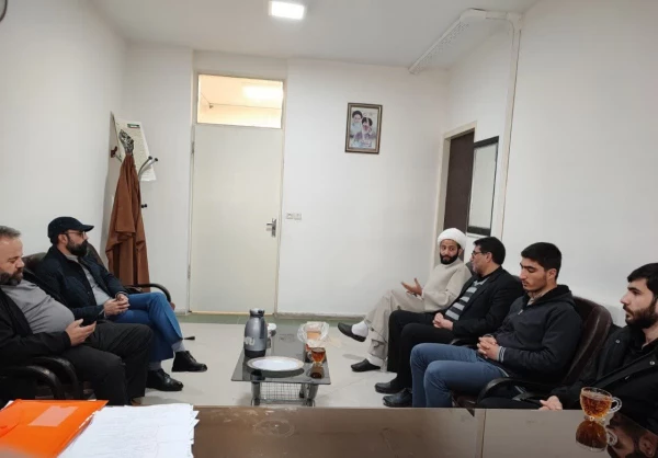 دومین نشست گروه تئاتر شهدای دانشجو معلم برگزار شد.  2