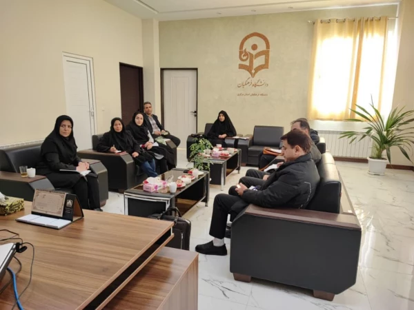 تشکیل جلسه شورای آموزشی  دانشگاه فرهنگیان استان مرکزی 
 2