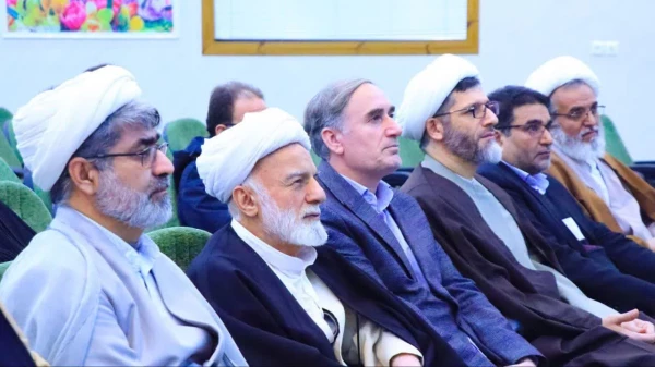 نشست تخصصی دبیرخانه وحدت حوزه و دانشگاه در استان مرکزی به میزبانی دانشگاه فرهنگیان استان مرکزی برگزار شد. 
 2