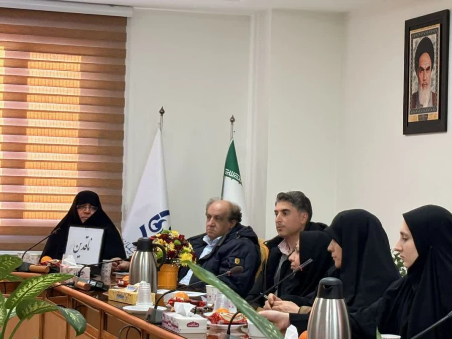 کرسی ترویجی "سیر تاریخی اشتغال زنان در بستر گفتمان های قبل و بعد از انقلاب اسلامی " 2