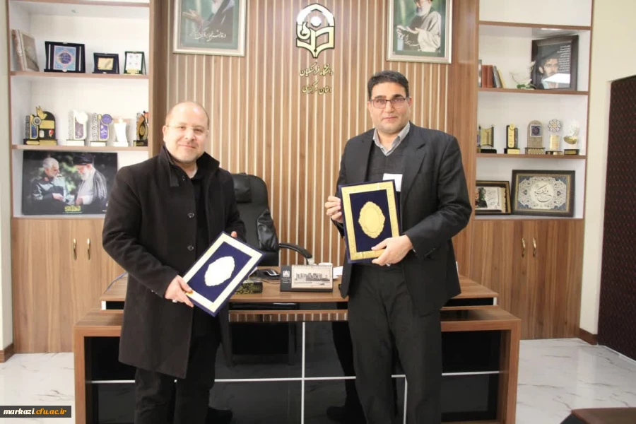 امضای تفاهم نامه همکاری بین دانشگاه فرهنگیان استان مرکزی و اداره کل کتابخانه های عمومی 2