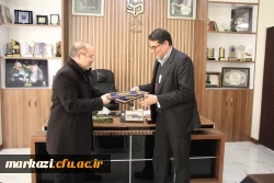 امضای تفاهم نامه همکاری بین دانشگاه فرهنگیان استان مرکزی و اداره کل کتابخانه های عمومی 2