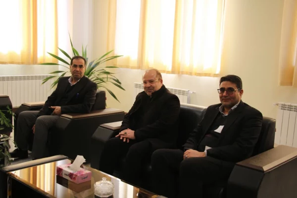 امضای تفاهم نامه همکاری بین دانشگاه فرهنگیان استان مرکزی و اداره کل کتابخانه های عمومی 2