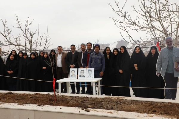 برگزاری مراسم روز درختکاری در پردیس حضرت زینب کبری (س) 2