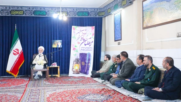 دیدار اعضای ستاد شورای هماهنگی اجلاسیه شهدای دانشجومعلم با آیت الله دری نجف آبادی، نماینده ولی فقیه در استان مرکزی  
 2