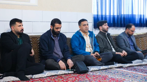 دیدار اعضای ستاد شورای هماهنگی اجلاسیه شهدای دانشجومعلم با آیت الله دری نجف آبادی، نماینده ولی فقیه در استان مرکزی  
 2