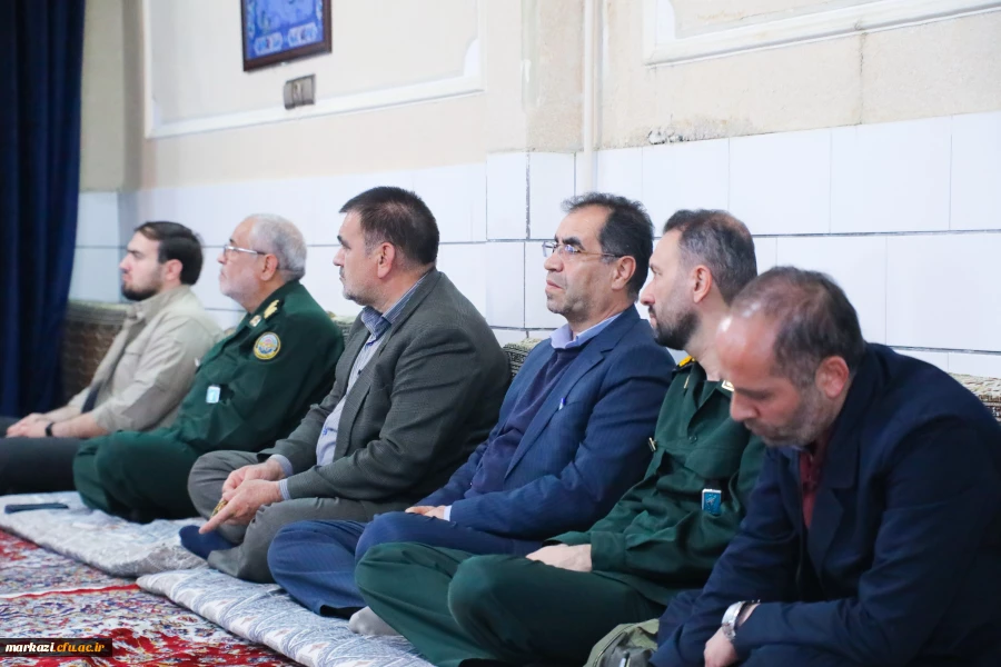 دیدار اعضای ستاد شورای هماهنگی اجلاسیه شهدای دانشجومعلم با آیت الله دری نجف آبادی، نماینده ولی فقیه در استان مرکزی  
 2