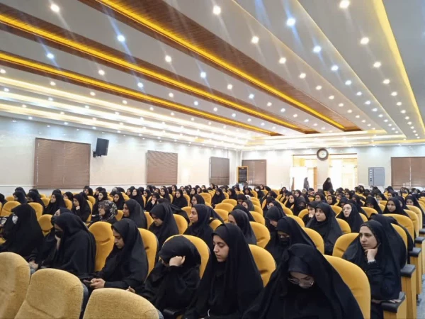 نشست توجیهی شیوه نامه انضباطی دانشجویی، برای دانشجویان جدید الورود ۱۴۰۳ 3